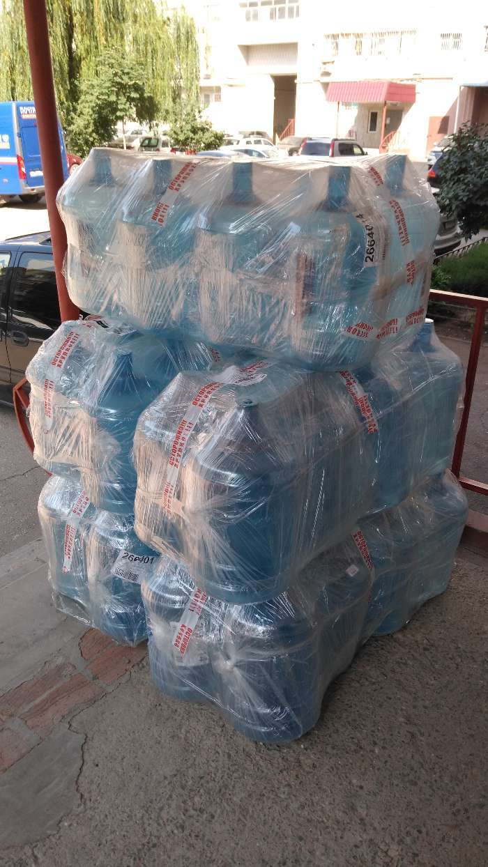 Фотография покупателя товара Бутыль для кулера, 18.9 л, ПЭТ, многооборотная, с ручкой - Фото 13