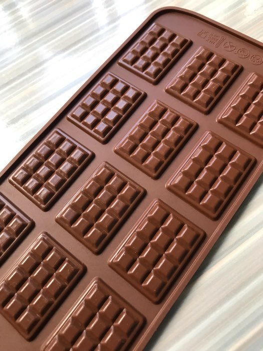 Фотография покупателя товара Форма для шоколада Доляна «Плитка», силикон, 21×11 см, 12 ячеек (2,7×3,9 см), цвет коричневый - Фото 53