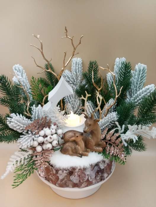 Фотография покупателя товара УЦЕНКА Сувенир полистоун «Олень с оленёнком» 10.5×6×12.5 см - Фото 2