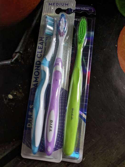 Фотография покупателя товара Зубная щетка 1+1 D.I.E.S. Whitening - Фото 4