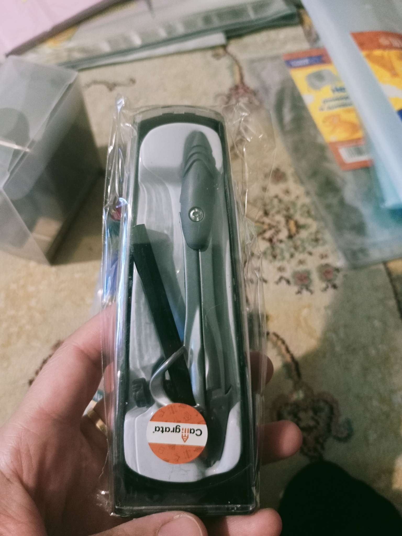 Фотография покупателя товара Циркуль металлический 115 мм, с чернографитным карандашом в пластиковом пенале, МИКС - Фото 1