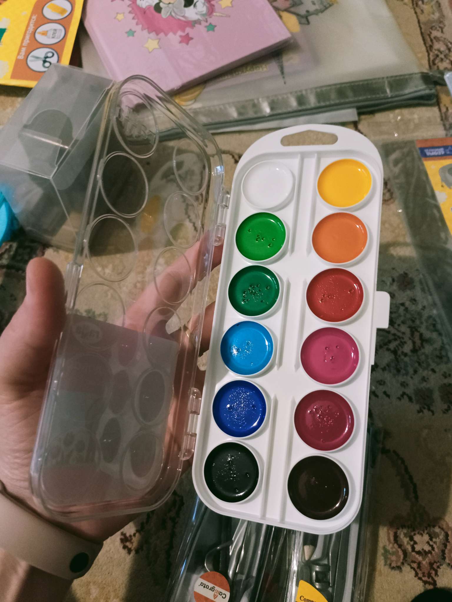 Фотография покупателя товара Акварель медовая «Гамма. Мультики», 12 цветов, без кисти, пластик - Фото 4