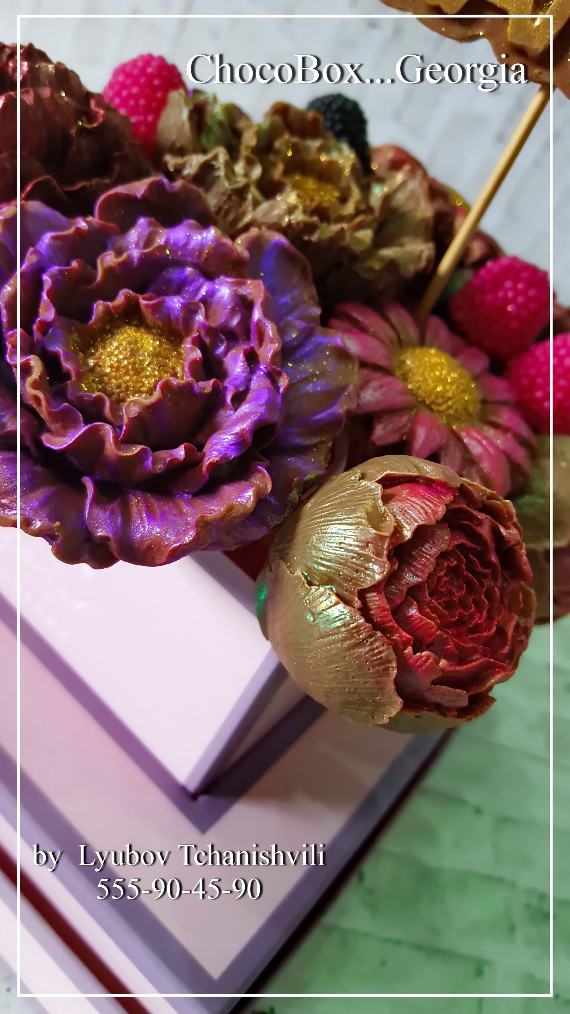 Фотография покупателя товара Коробка подарочная для цветов с вазой и PVC окнами складная, упаковка, «Вдохновение», 16 х 23 х 16 см - Фото 23