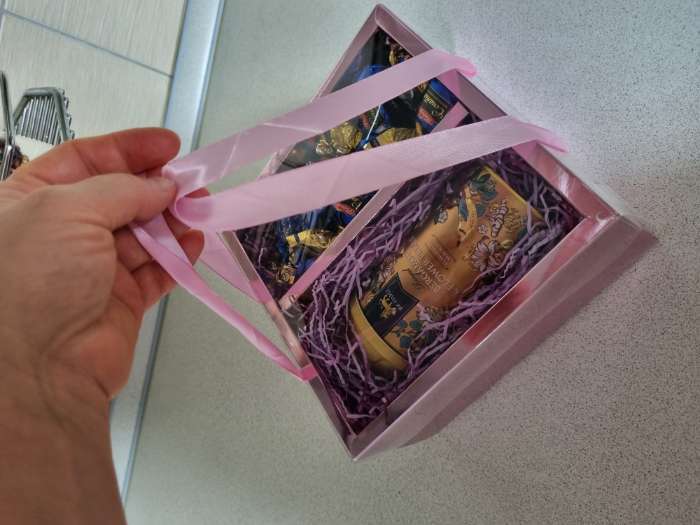 Фотография покупателя товара Коробка подарочная складная, упаковка, «Чёрная», 20 х 20 х 10 см - Фото 2