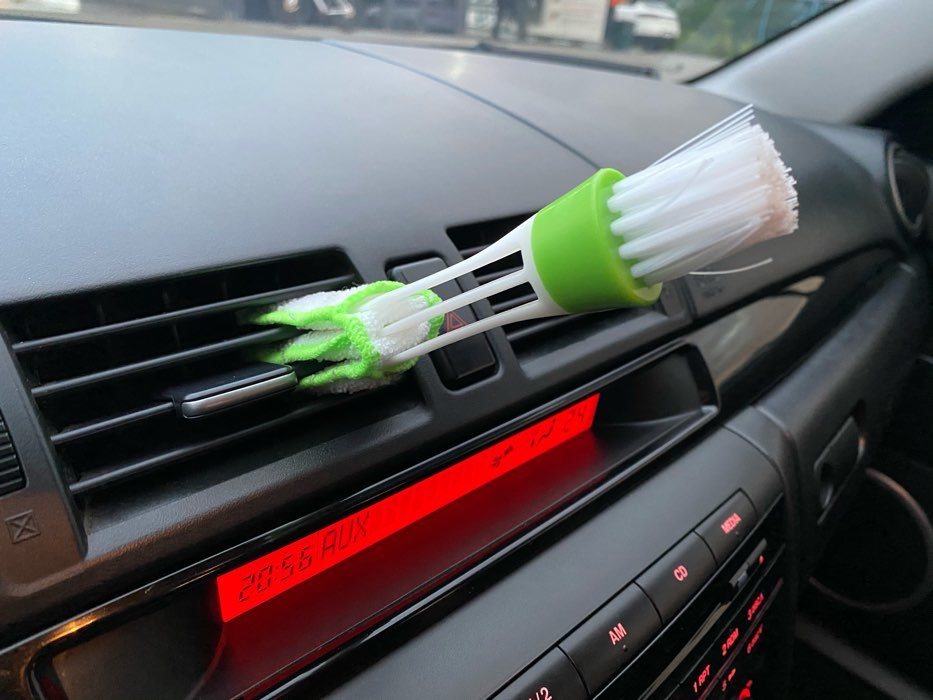 Фотография покупателя товара Щётка TORSO для чистки труднодоступных мест в автомобиле, 16 см, зеленый - Фото 5