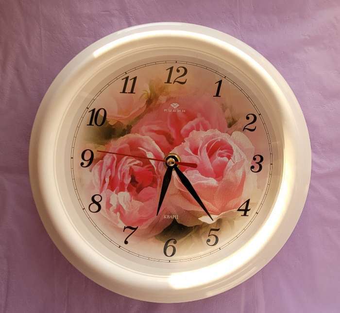 Фотография покупателя товара Часы настенные, интерьерные "Розы", d-21 см, бесшумные - Фото 5