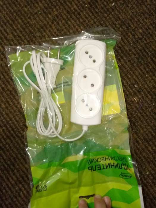 Фотография покупателя товара Удлинитель Luazon Lighting ECO, 3 розетки, 1.5 м, 6 А, 1300 Вт, ШВВП 2×0.75 мм2, без заземления, белый - Фото 1