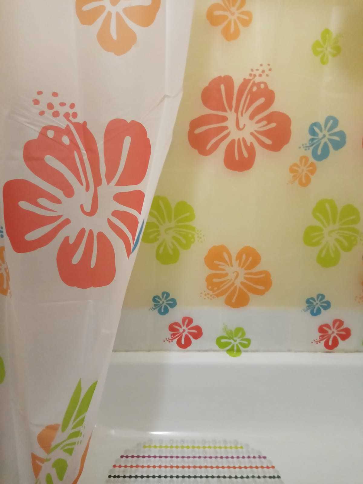 Фотография покупателя товара Штора для ванной комнаты Доляна «Гавайская роза», 180×180 см, EVA - Фото 2