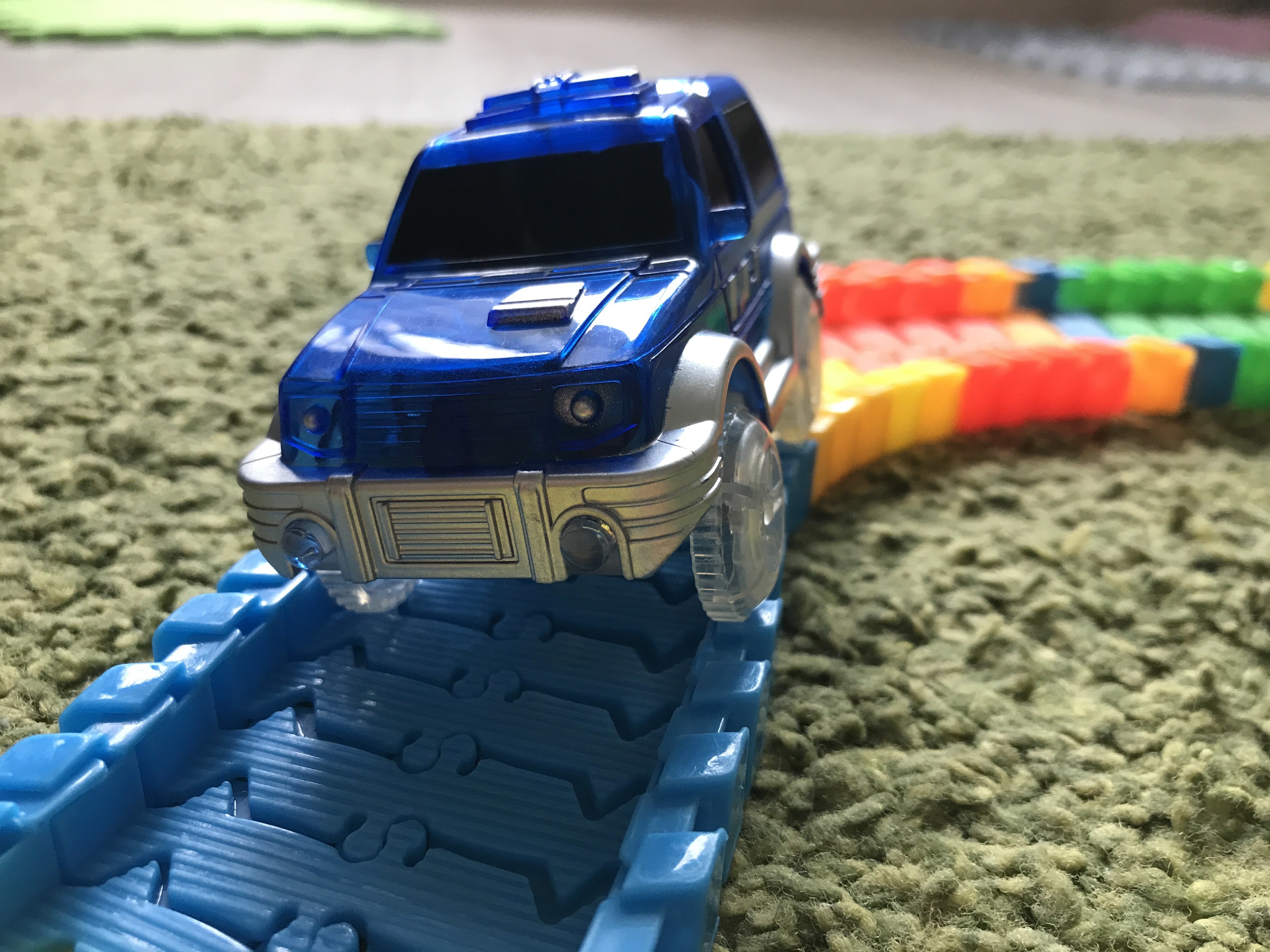 Фотография покупателя товара Машинка для гибкого автотрека Magic Tracks, цвет синий - Фото 6