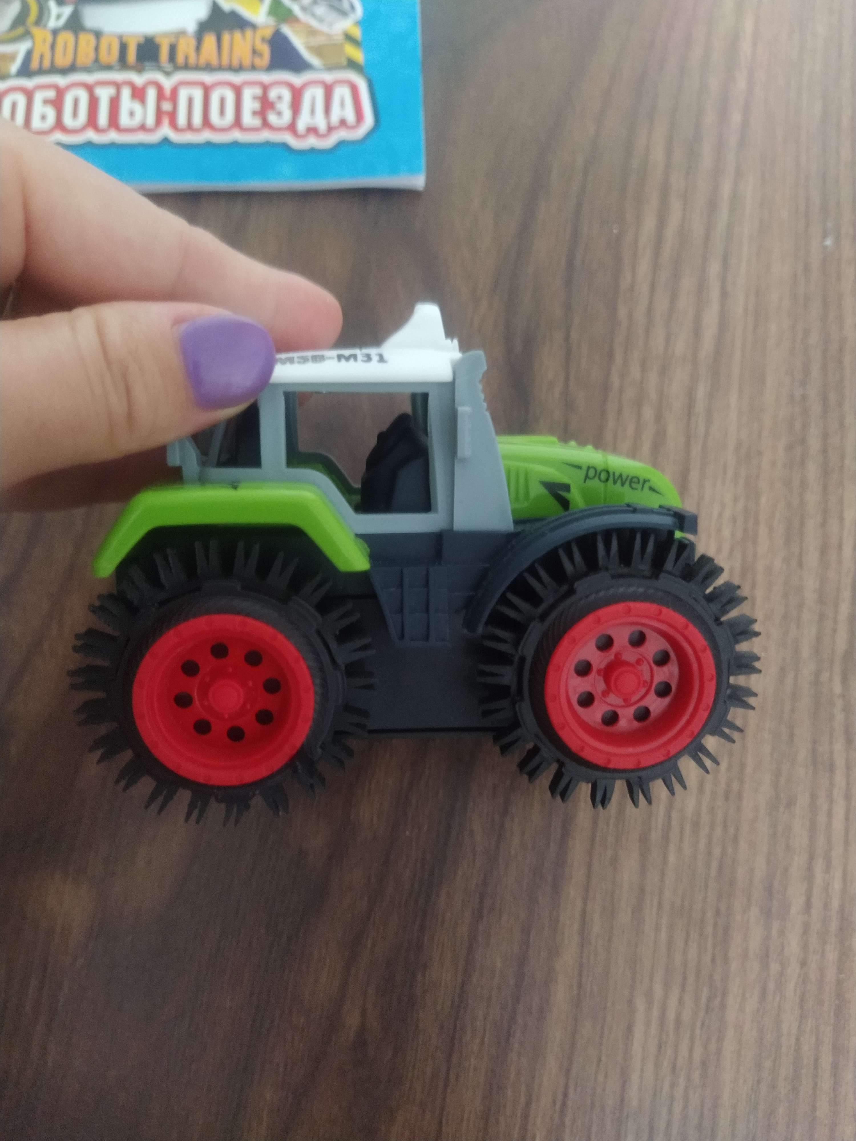 Фотография покупателя товара Трактор-перёвертыш «Хозяин фермы», работает от батареек, цвет зелёный - Фото 7