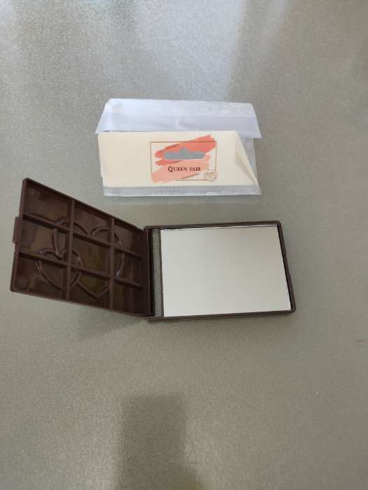 Фотография покупателя товара Зеркало складное «Шоколадное чудо», 7.5×8.5 см, МИКС - Фото 2