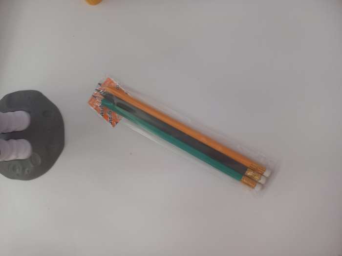 Фотография покупателя товара Набор карандашей чернографитных 3 штуки, HB, Calligrata, пластиковых, с ластиком, корпус микс - Фото 2