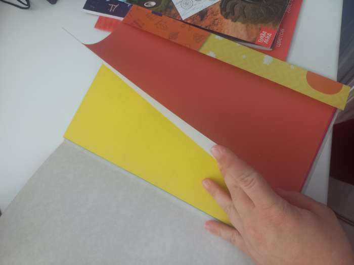 Фотография покупателя товара Картон цветной Calligrata, А4, 8 листов, 8 цветов, немелованный - Фото 3