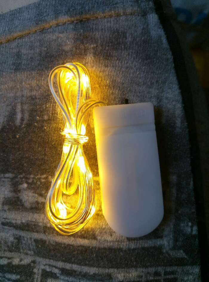 Фотография покупателя товара Гирлянда «Нить» 2 м роса, IP20, серебристая нить, 20 LED, свечение жёлтое, CR2032х2