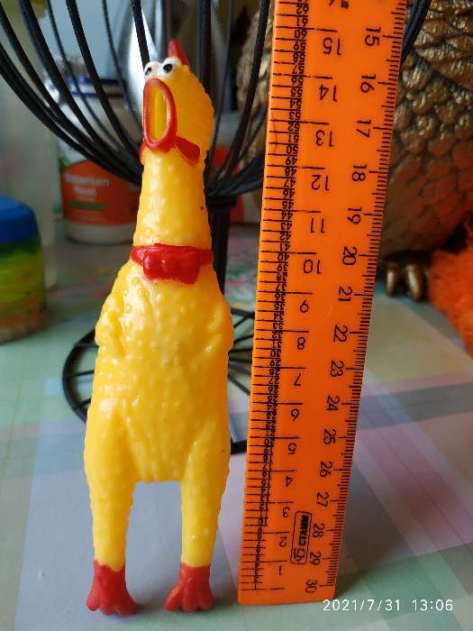 Фотография покупателя товара Игрушка пищащая "Задумчивая курица" малая, 16,5 см, жёлтая - Фото 8