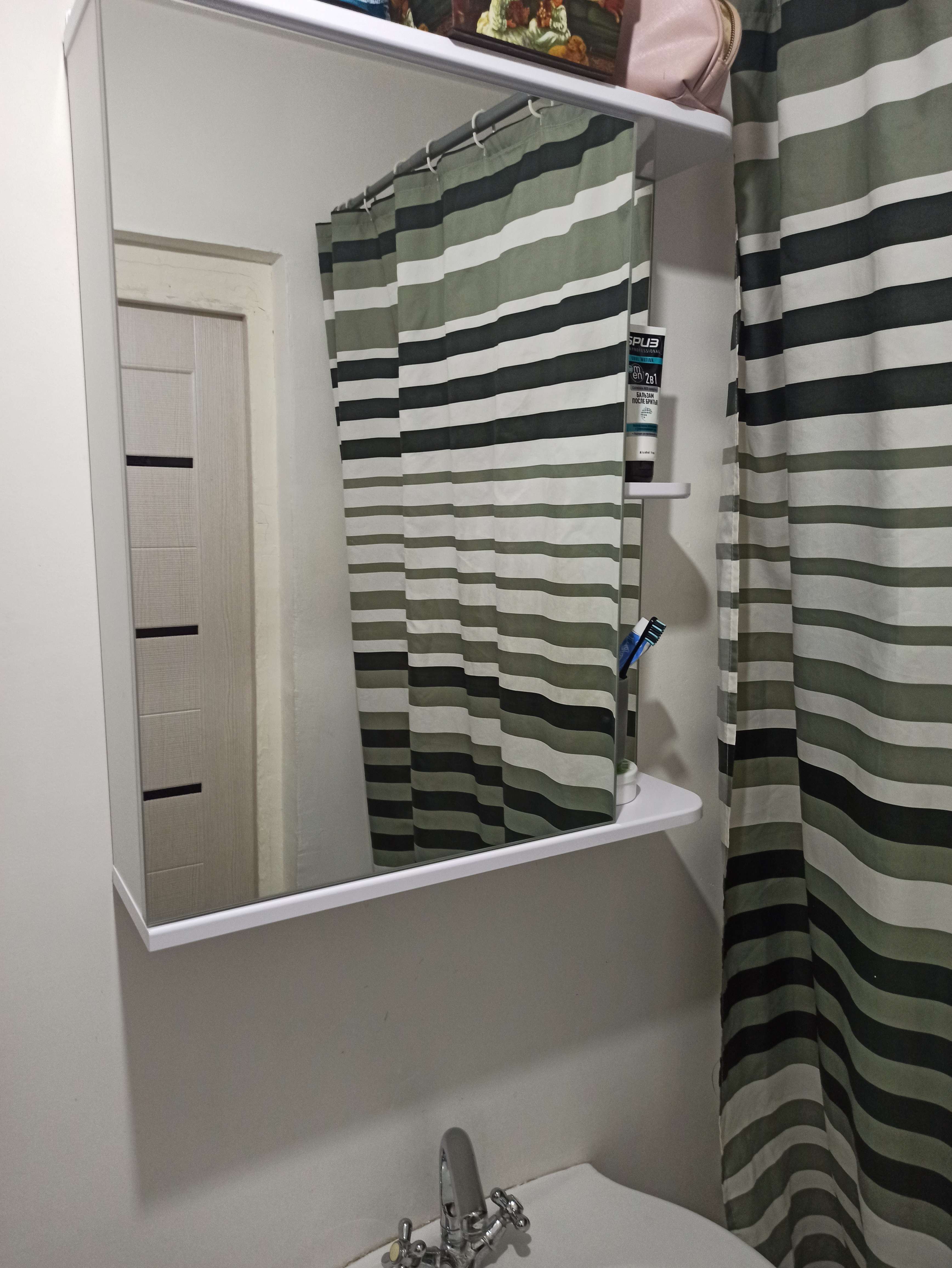 Фотография покупателя товара Зеркало-шкаф для ванной комнаты "Тура" З.00-6000, 15,4 х 60 х 70 см - Фото 2