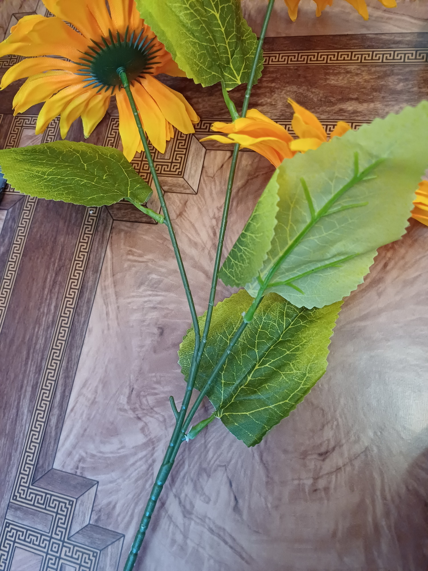 Фотография покупателя товара Цветы искусственные «Подсолнух галант», h=60 см, d=12 см, оранжевые - Фото 1