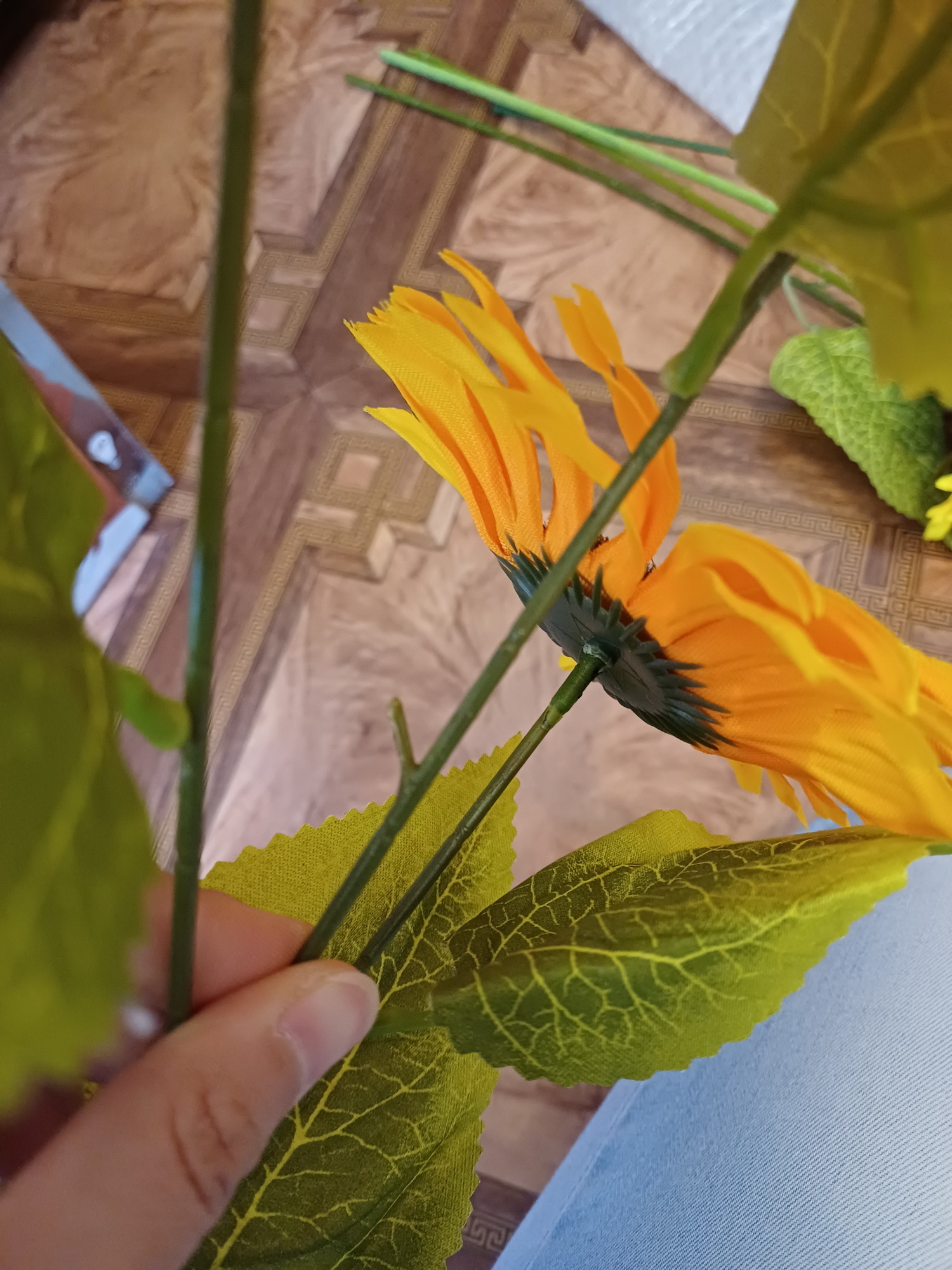 Фотография покупателя товара Цветы искусственные «Подсолнух галант», h=60 см, d=12 см, оранжевые - Фото 2