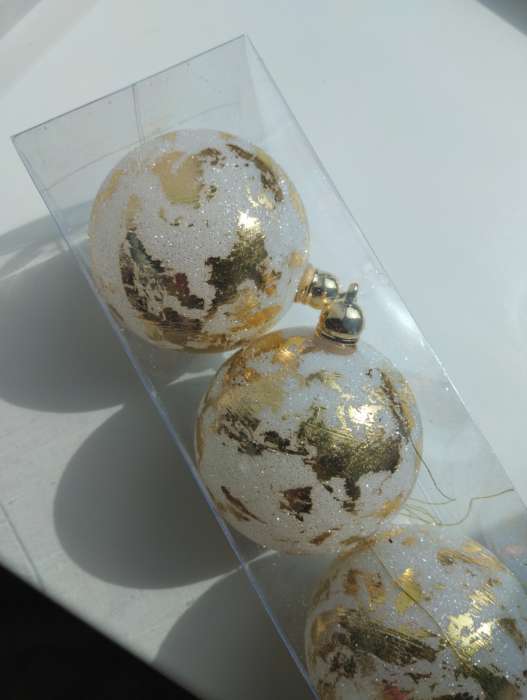 Фотография покупателя товара Ёлочные игрушки «Роуз», шары новогодние, d=8 см, набор 3 шт., бело-золотой - Фото 1