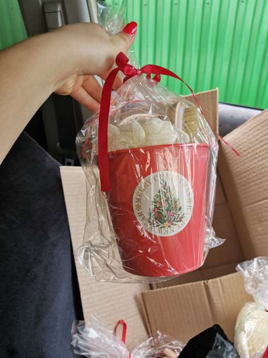 Фотография покупателя товара Набор новогодний подарочный «Этель» Merry christmas, 5 предмета, полотенце 30×60 см, мочалка, щётка - массажёр - Фото 1