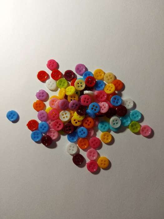 Фотография покупателя товара Набор пуговиц декоративных пластик "Россыпь цвета" 0,7х0,7 см