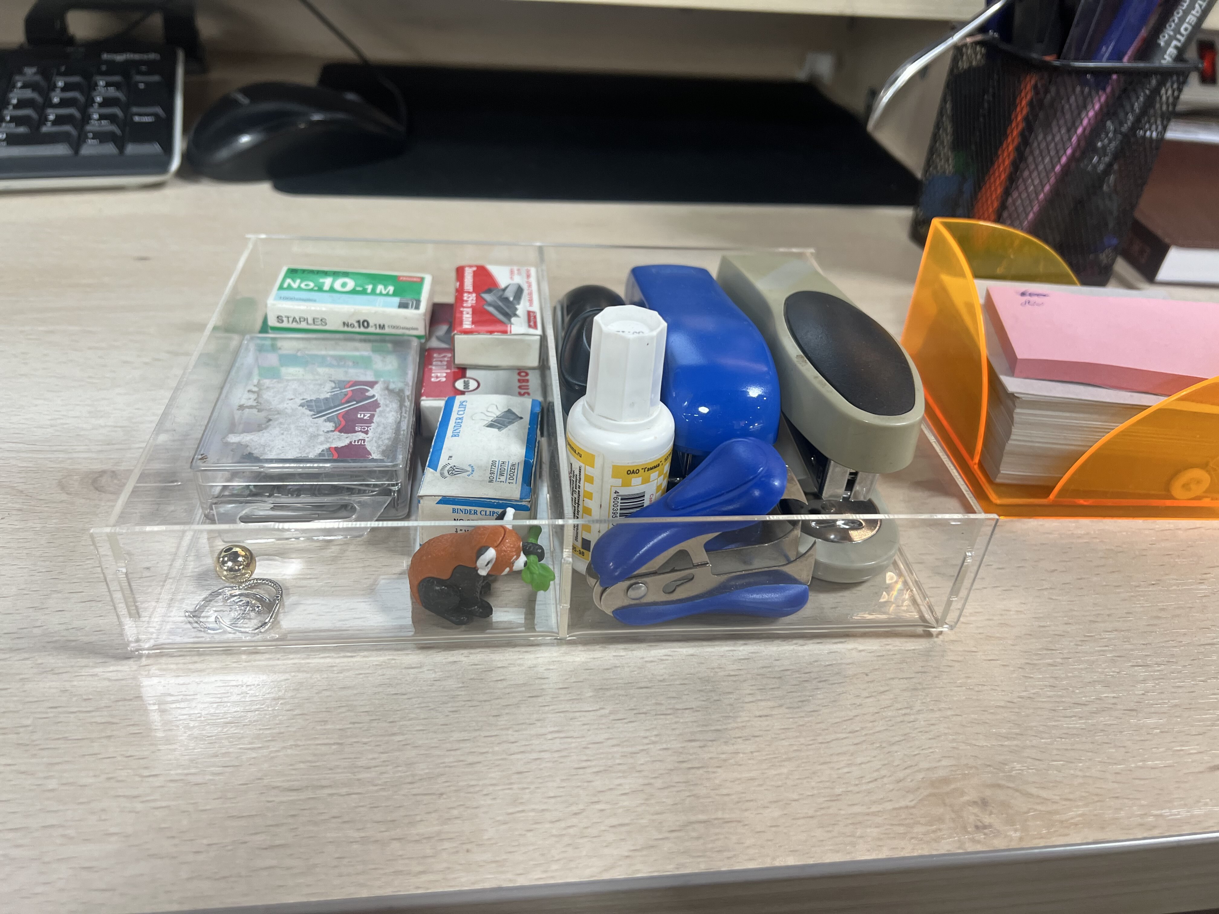 Фотография покупателя товара Подставка для украшений на 9 ячеек, 20.3×15.4×3.8 оргстекло 2 мм - Фото 2