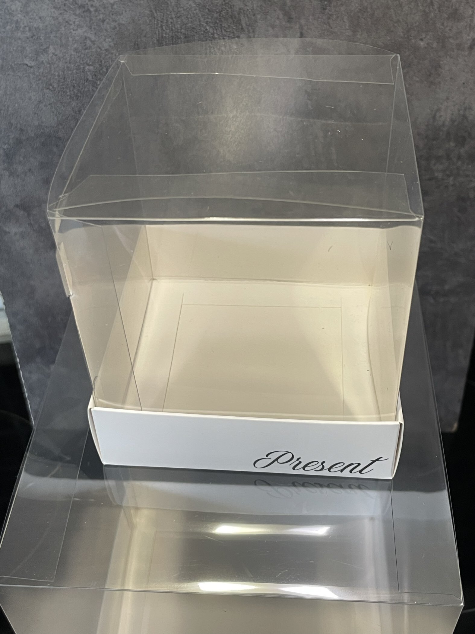 Фотография покупателя товара Коробка для кондитерских изделий Present, 15×15×20 см - Фото 6