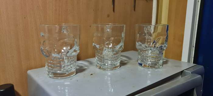 Фотография покупателя товара Пивная кружка «Череп. Хэллоуин», 500 мл, стекло, прозрачная - Фото 2