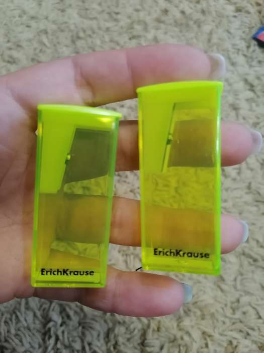 Фотография покупателя товара Точилка ErichKrause City Neon, 1 отверстие, с контейнером, пластиковая, МИКС - Фото 1