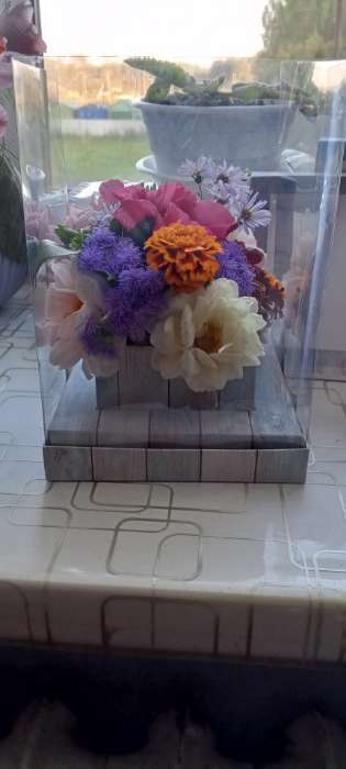 Фотография покупателя товара Коробка подарочная для цветов с вазой и PVC окнами складная, упаковка, «Счастье», 16×23×16 см - Фото 1