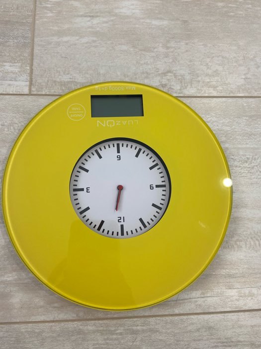 Фотография покупателя товара Весы кухонные Luazon LVK-703, электронные, до 5 кг, встроенные часы, цвет "хаки" - Фото 6