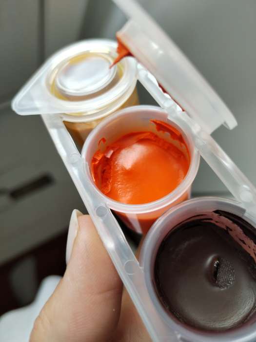 Фотография покупателя товара Гуашь 12 цветов × 15 мл «Гамма. Мультики», блок-тара, картонная упаковка 100222-12 - Фото 5