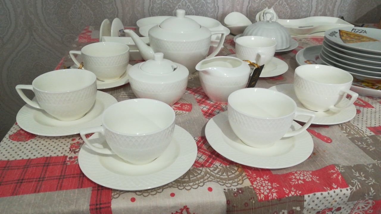 Фотография покупателя товара Набор фарфоровый чайный Wilmax «Юлия Высоцкая», на 6 персон, 12 предметов: 6 чашек 240 мл, 6 блюдец, цвет белый - Фото 1