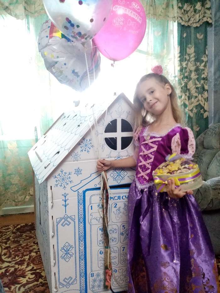 Фотография покупателя товара Карнавальный костюм «Принцесса Рапунцель», текстиль-принт, платье, брошь, заколка, р. 28, рост 110 см - Фото 1