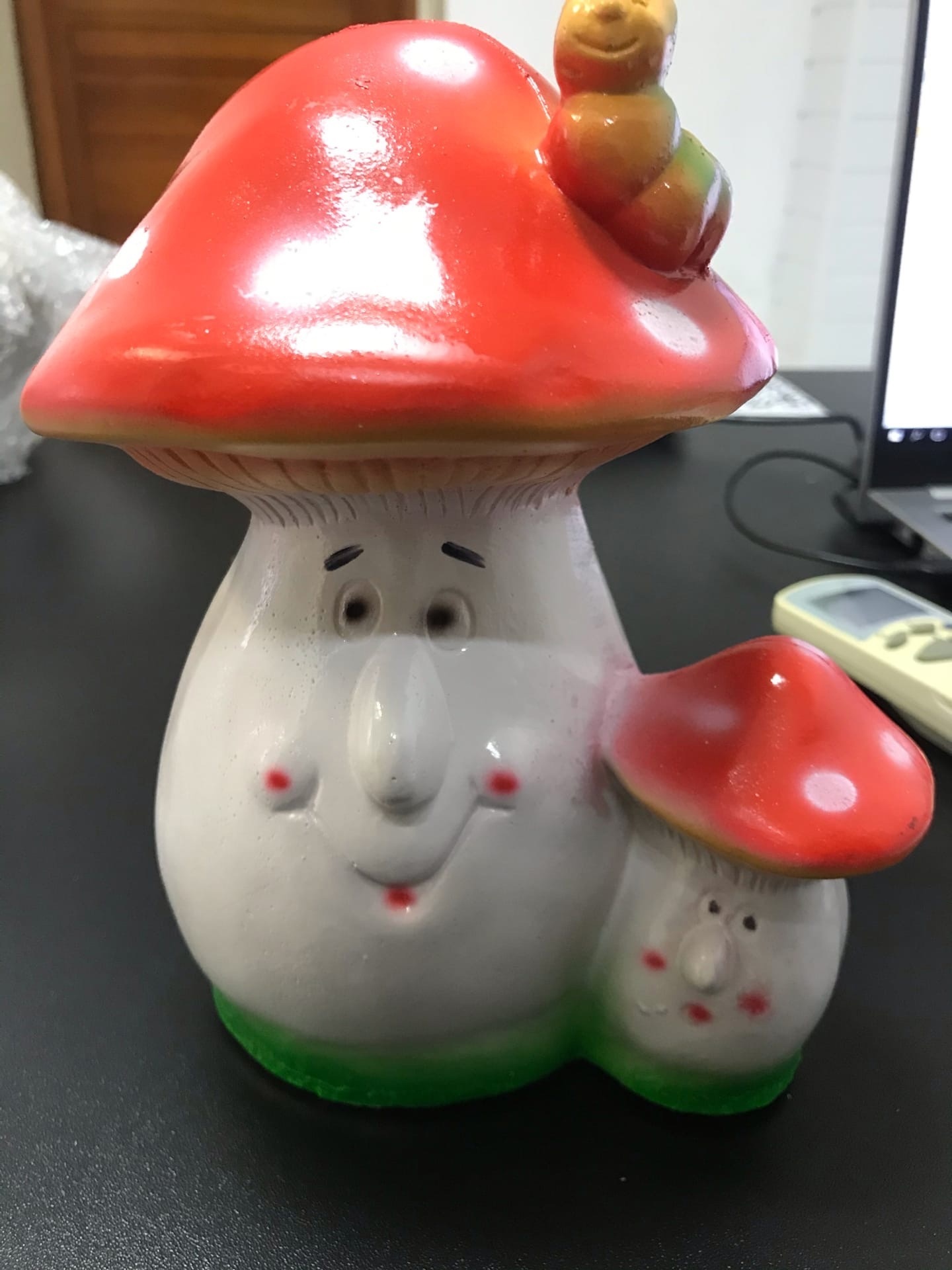 Фотография покупателя товара Садовая фигура "Мухомор" малый 11х10х19см - Фото 3