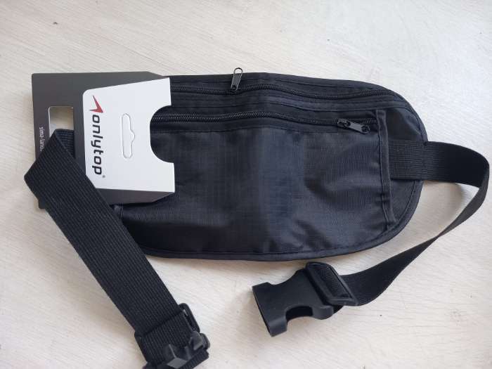 Фотография покупателя товара Сумка спортивная на пояс ONLYTOP, 25×13 см, чёрная - Фото 3