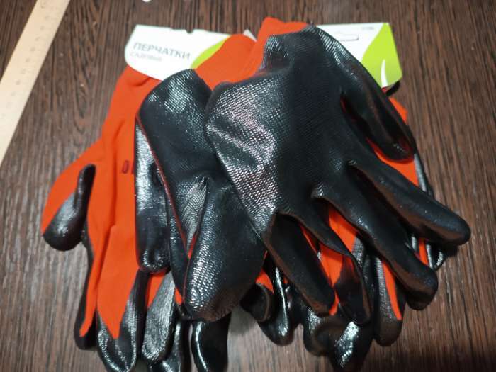 Фотография покупателя товара Перчатки садовые, нейлоновые, с резиновым обливом, размер 10, чёрно-красные, Greengo - Фото 1