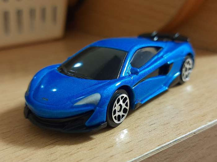 Фотография покупателя товара Машина металлическая McLaren 600LT, 1:64, цвет оранжевый - Фото 1