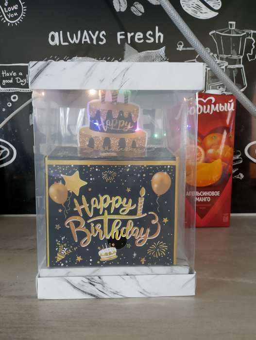 Фотография покупателя товара Коробка подарочная для цветов с вазой и PVC окнами складная, упаковка, «Мрамор», 16×23×16 см - Фото 1