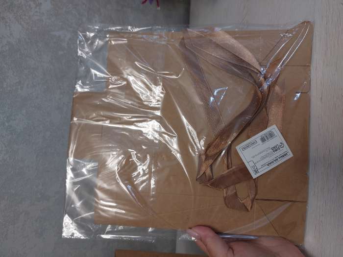 Фотография покупателя товара Коробка - пакет, крафт, 15×15×8 см - Фото 10