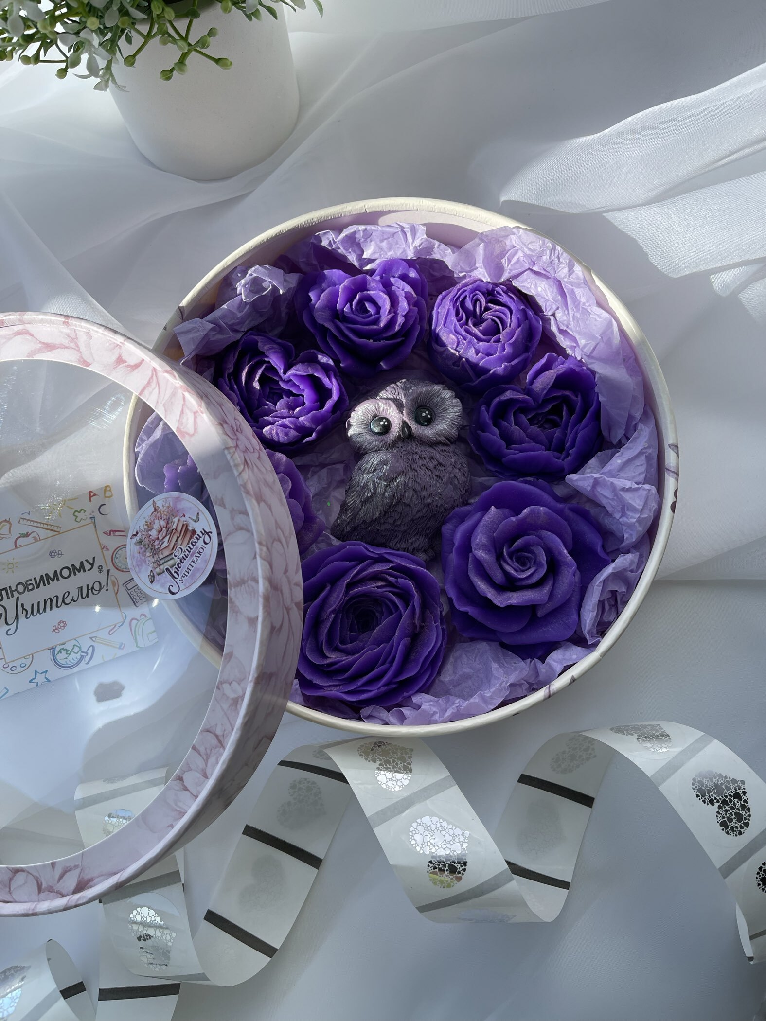 Фотография покупателя товара Коробка для макарун, кондитерская упаковка тубус с окном With love 20×20×5 см - Фото 15