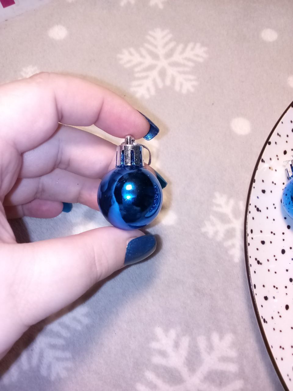 Фотография покупателя товара Ёлочные игрушки «Глянец», шары новогодние, d=3 см, набор 6 шт., синий - Фото 3