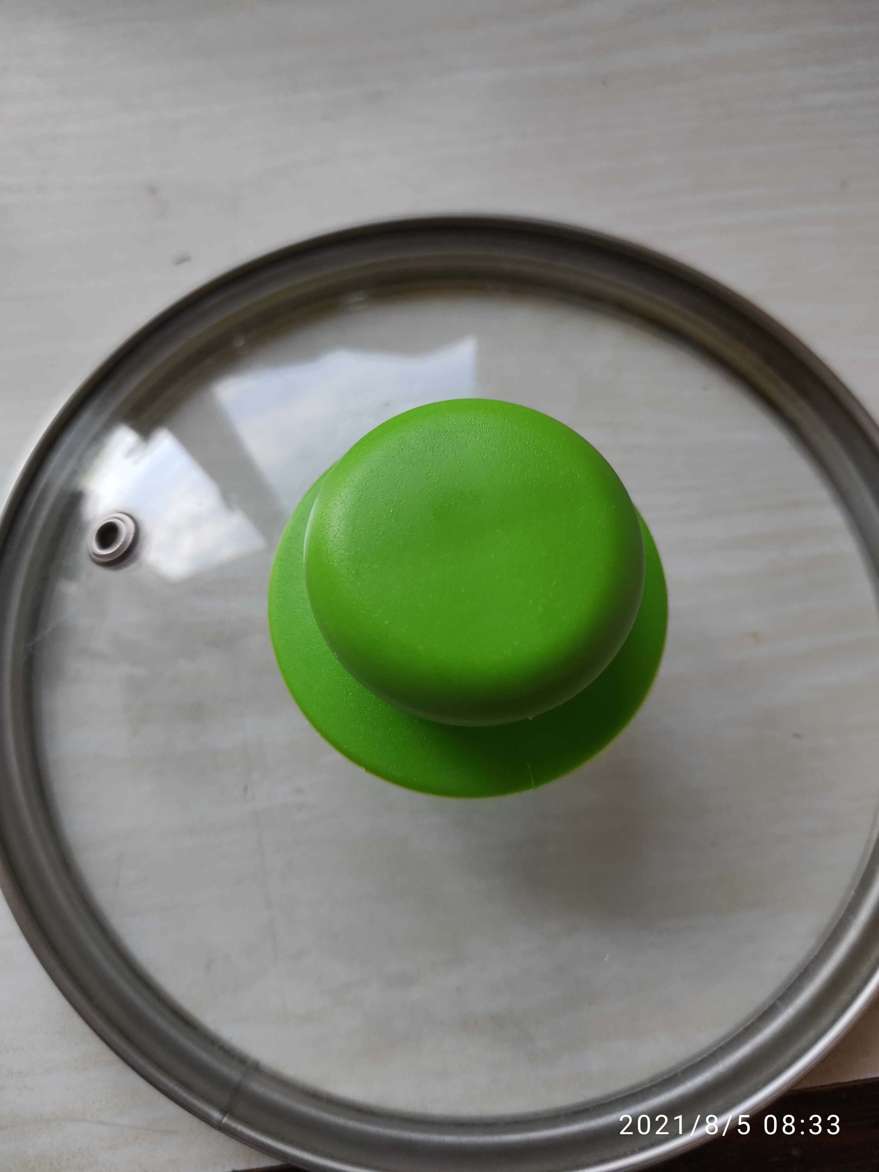 Фотография покупателя товара Ручка для крышки на посуду, d=6 см, с саморезом, цвет зелёный - Фото 6