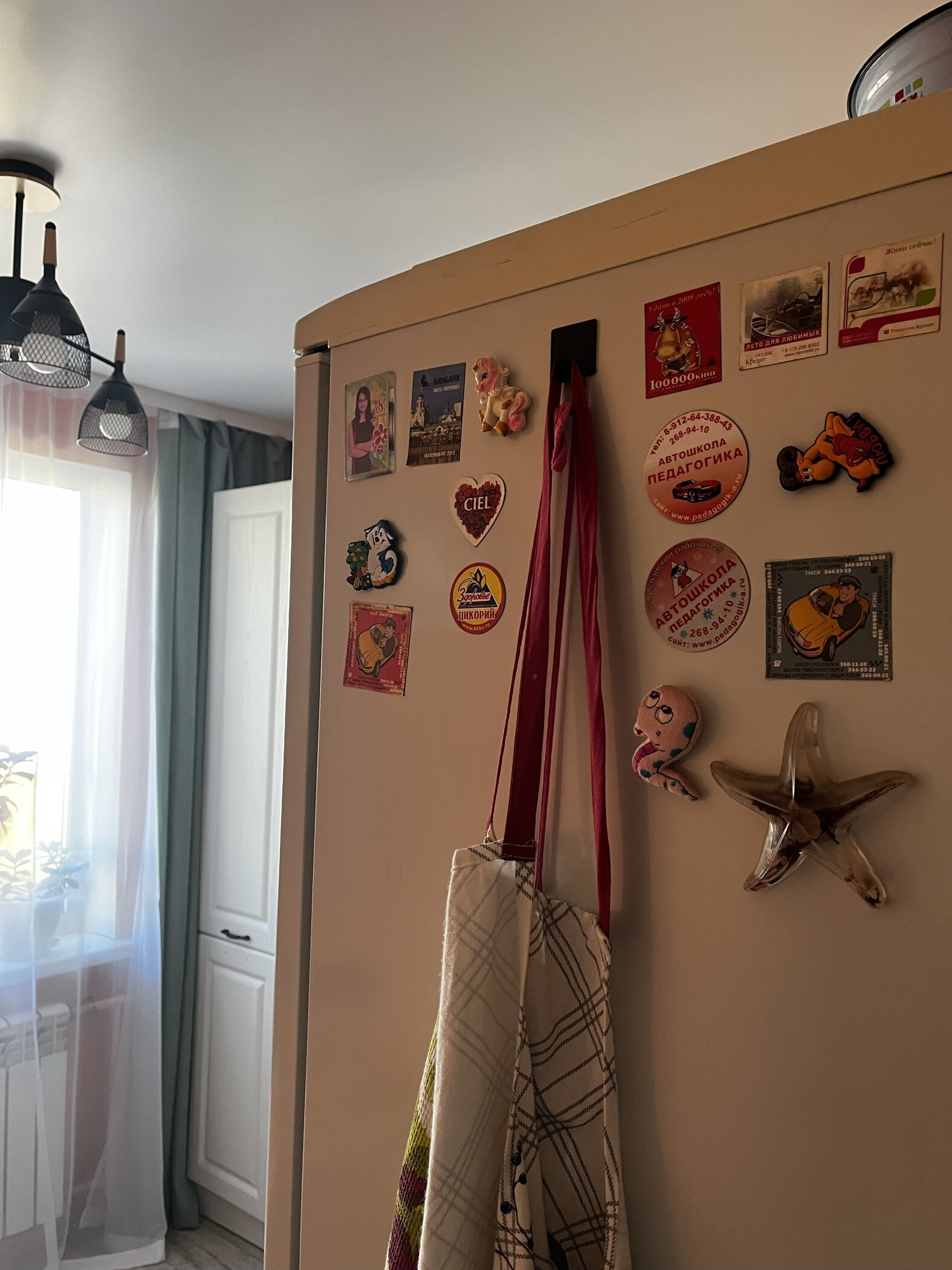 Фотография покупателя товара Крючки самоклеящиеся SAVANNA Black Loft, 6 шт., металл, 3.5×3.8×1.8 см, чёрные - Фото 2