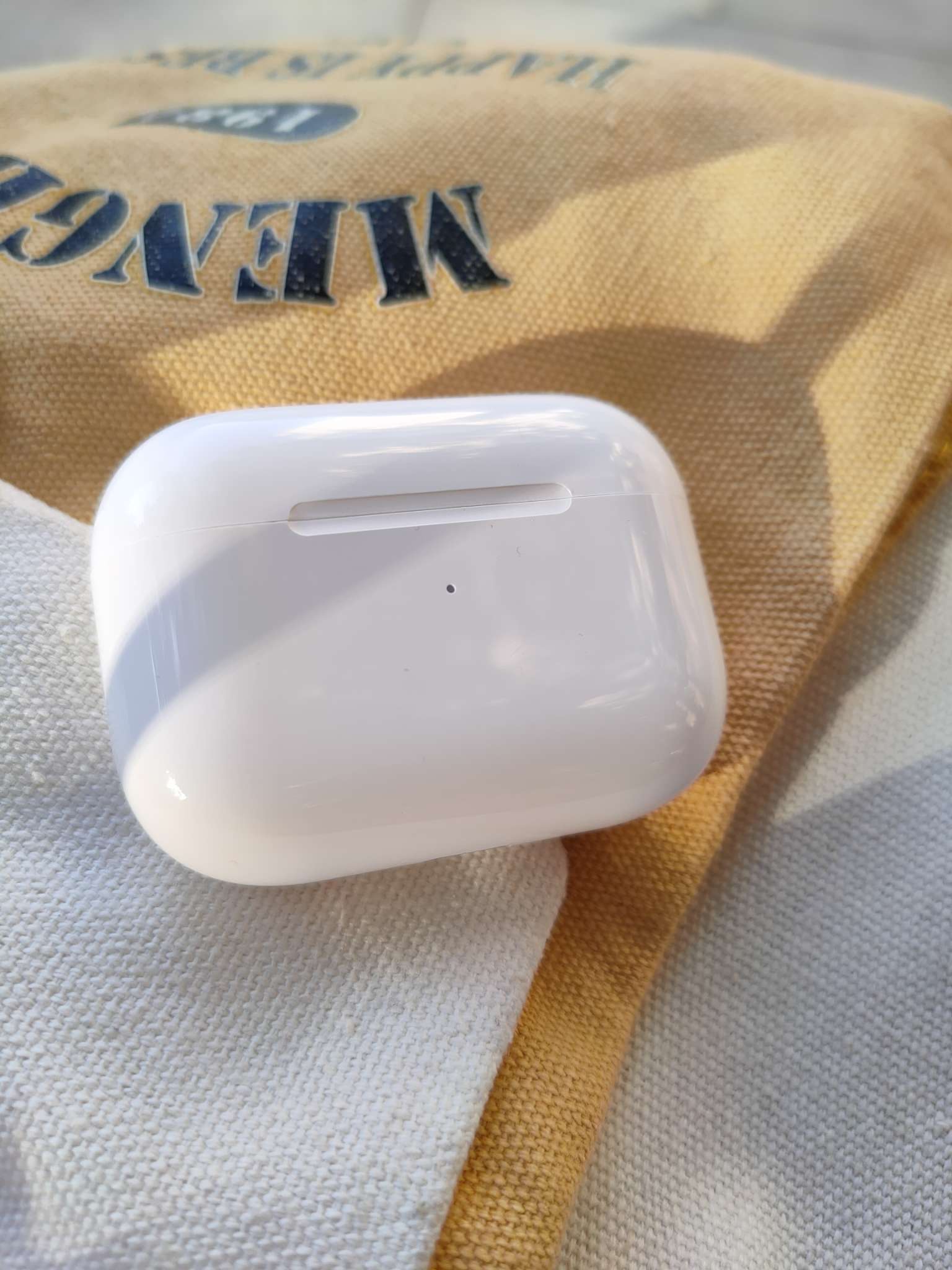 Фотография покупателя товара Наушники беспроводные Windigo Pro, TWS, вакуумные, Bluetooth 5.0, 40/500 мАч, белые глянцевые - Фото 1