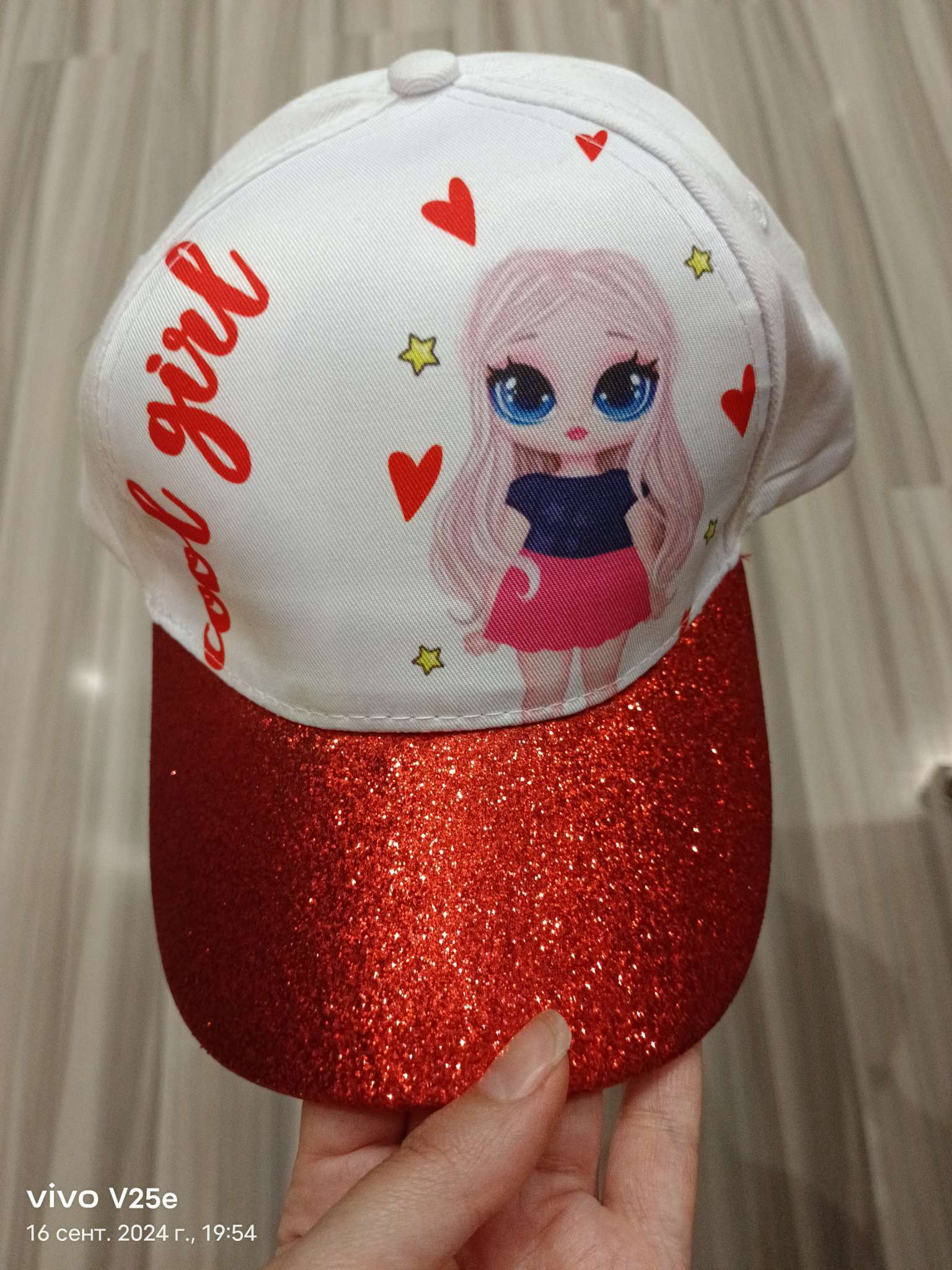 Фотография покупателя товара Кепка детская для девочки Cool girl, цвет белый, р-р 52-54 - Фото 3