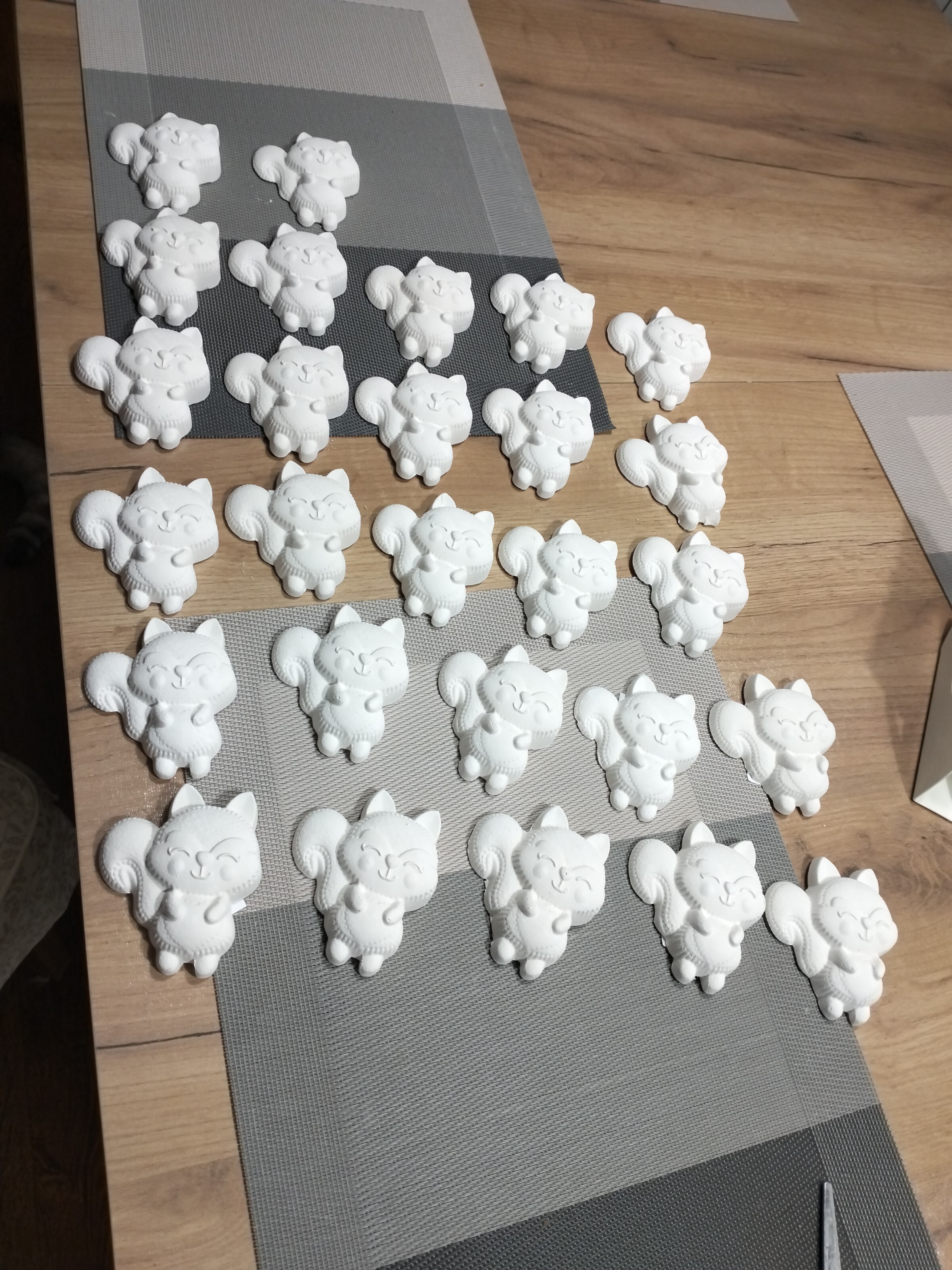 Фотография покупателя товара Фигура для раскраски «Бельчонок» 7.5×8.5 см - Фото 1