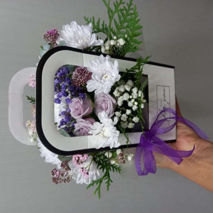 Фотография покупателя товара Коробка - переноска для цветов «Только для тебя», 12×12×22 см - Фото 1