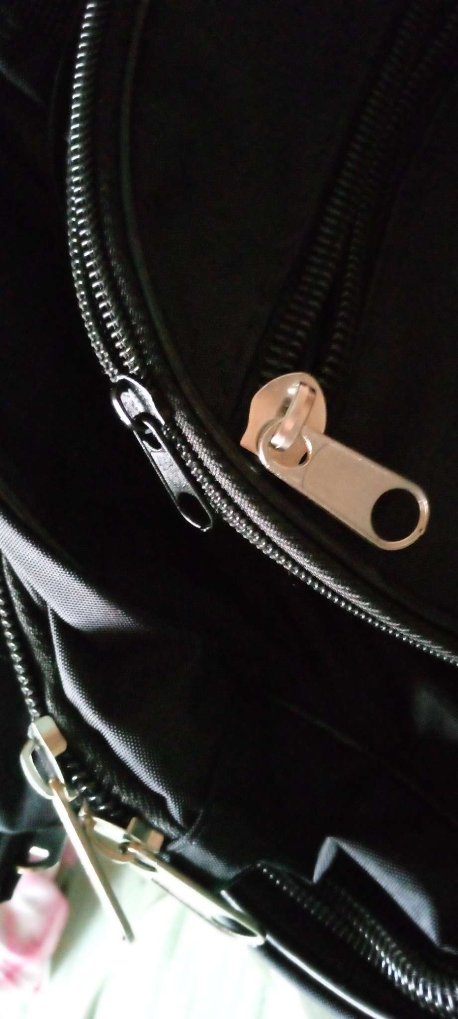 Фотография покупателя товара Сумка дорожная на колёсах, отдел на молнии, с увеличением, наружный карман, цвет хаки - Фото 1