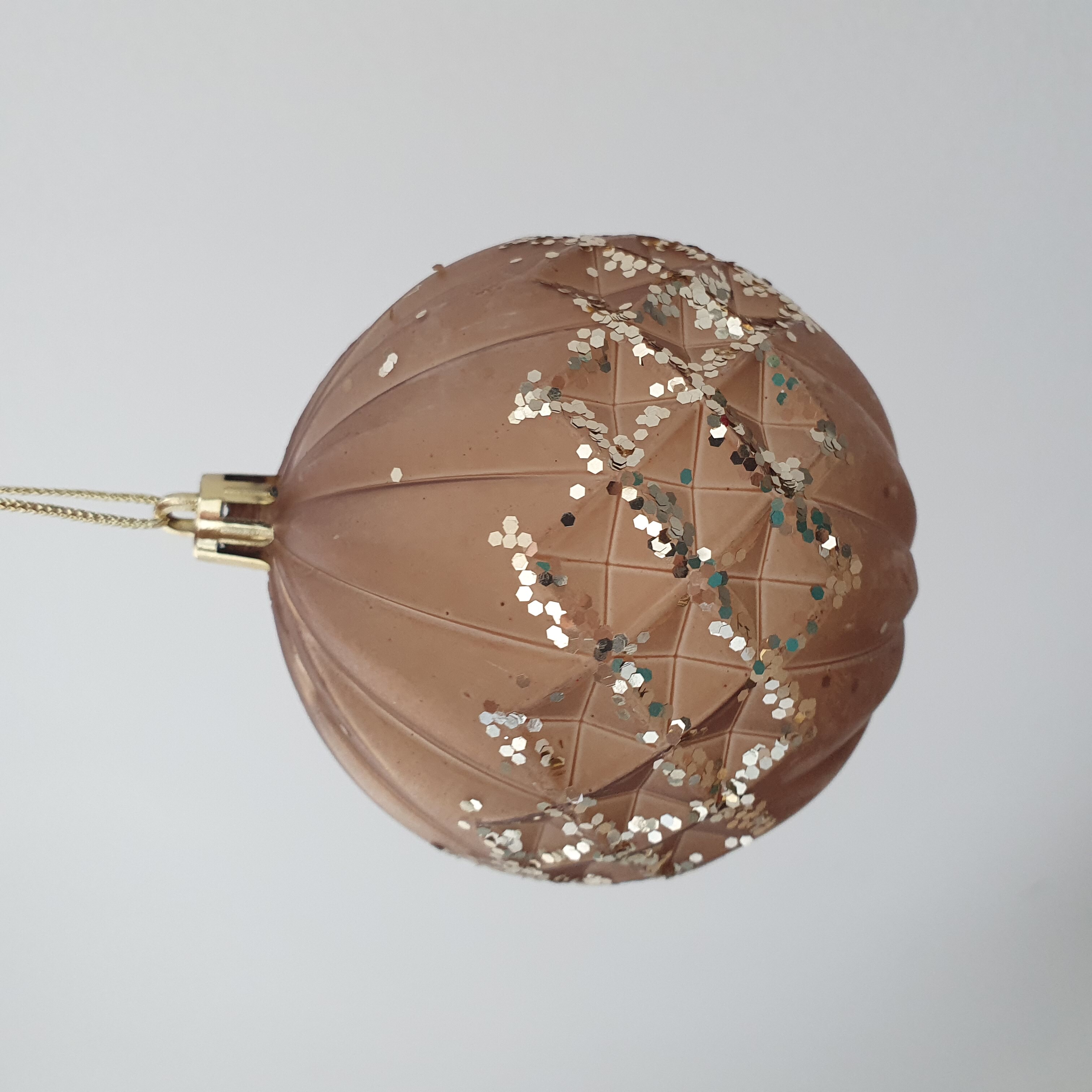 Фотография покупателя товара Ёлочные игрушки «Гэбриэл», шары новогодние, d=8 см, 2 шт., сетка, коричневый - Фото 3